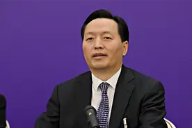 黑龙江原常务副省长李海涛被查，今年落马中管干部已有36人视频封面