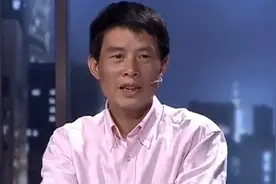 妻子想照顾骨折丈母娘，丈夫打断腿她的腿：滚去住院陪视频封面