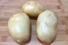 立秋后要多吃土豆，教你一个神仙吃法，不炒不炖不炸，营养又下饭视频封面