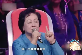 明明是个小孩子，却会跳好几个广场舞，这谁敢信啊