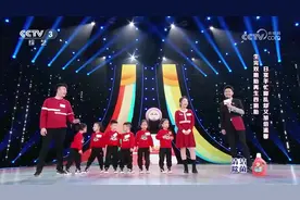 生完双胞胎再生四胞胎！6个孩子各自展示才艺，可把杨帆忙坏了视频封面