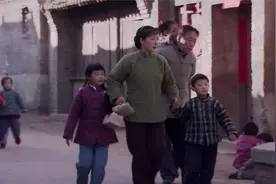 叶落长安：过年回娘家，大龄女婿一喊娘，丈母娘受不了了视频封面