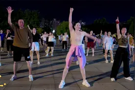 燃爆全场尽情释放！重金属疯狂DJ全民迪斯科，大家跳嗨了！视频封面