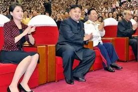 中国东方歌舞团歌唱家在朝鲜举行的精彩文艺演出 中朝友谊长存视频封面