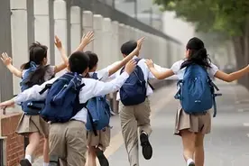 多地发布放假通知！北京中小学8号起放暑假