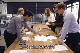 男生摸女生这五个部位，说明他喜欢你