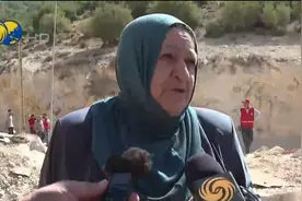 黎巴嫩难民感到绝望：飞机日夜轰炸,我们既无法安睡,也无法吃东西视频封面