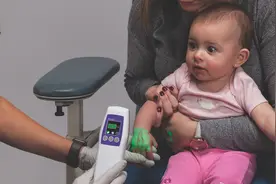 AccuVein静脉成像仪：让血管无所遁形，孩子打针再也不哭了！