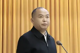 中央候补委员、副镇长施金通，递补为省委委员视频封面