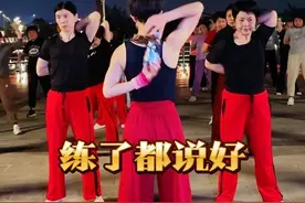 一瓶矿泉水练了都说好#居家锻炼 #每天坚持锻炼 #一起来锻炼 #开肩美背 
