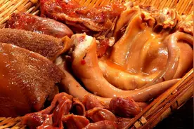 不管卤什么肉，一斤肉放2克它，卤肉出锅十里飘香，软烂还好吃