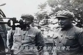 开国中将温玉成向开国少将钟伟敬礼，钟伟玉成，你将来成就更大视频封面