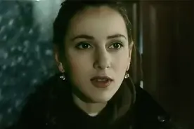意大利最受欢迎的硬核女星-赛仑，Selen视频封面