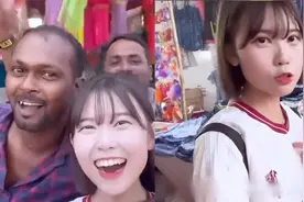 韩女生印度旅游被当中国人，自报家门被回2字破防，追问后更扎心视频封面