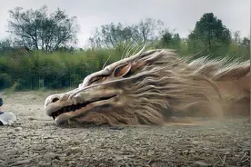 神龙渡劫失败，掉下凡间，魂魄意外附身书生体内，书生却浑然不知视频封面