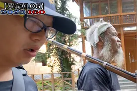 不可置信！中国有一个可以合法持枪的部落，男人都配枪和佩刀视频封面