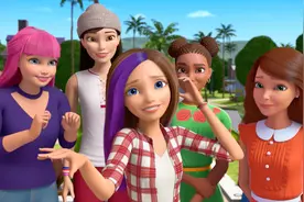 芭比和朋友们 拥挤视频封面