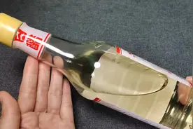 家里蚊子多别急，用白醋就搞定，来多少灭多少，太厉害了