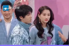 千万别把关晓彤华晨宇放一起，默契配合直接秒杀全场！视频封面