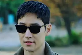 一口气看完韩国复仇爽剧《模范出租车》，全程无尿点，一爽到底