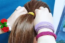 扎高颜值“丸子头”发型，步骤简单不费力，用橡皮筋的盘发魔法