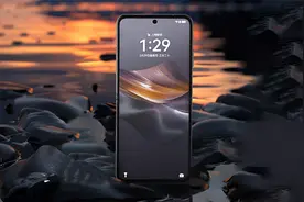 华为Pocket 3曝光：开年第一款纯血鸿蒙折叠屏视频封面