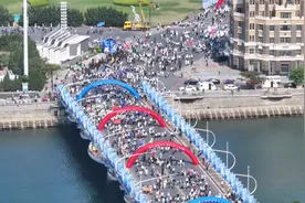 今天超10万人漫步青山碧海之间 尽享徒步健身快乐视频封面