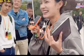 这位西安的美女导游，恰似古城的灵动精灵。讲解时妙语连珠。视频封面