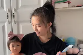 1岁多宝宝能背10多首古诗，大家都说至少得3岁，爸爸拿出出生证明