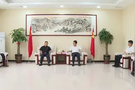 薛永琦会见微电站（广东）投资控股有限公司董事长闫爱民一行视频封面