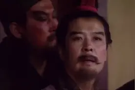 三国演义：曹操下令斩首吕布，临死吕布一番话，爆料曹操为人视频封面