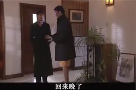 妻子跟踪查岗，丈夫以为是送外卖的，一开门这婚离定了视频封面