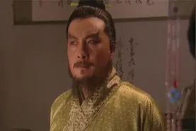 水浒传：卢俊义妻子和下人有染，他却被蒙在鼓里，还要出远门办事视频封面