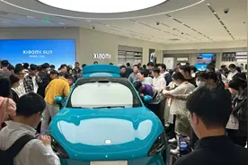 小米汽车24小时大定88898辆！销售凌晨2点下班7点又上班视频封面