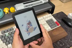 开箱墨案Pantone6彩墨电纸书：6英寸只有154克，4GB+64GB大内存