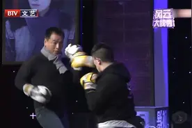 演员王挺实打实硬汉，现场较量专业拳击冠军，实力不分伯仲视频封面