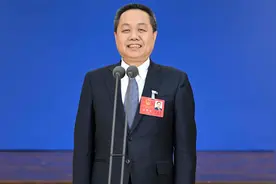 山东省人大代表、青岛港董事长苏建光：硬核实力再造一个青岛港视频封面