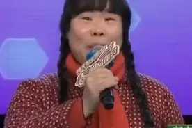 辫子姐刘玉华听音乐就兴奋，把三位评委都带偏了