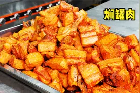 河南美女做焖罐肉，五花肉先腌后炒，封坛两年放不坏，比鲜肉还香