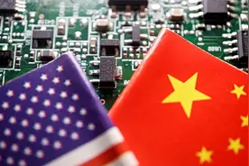 中国自强迈出坚实步伐！美国升级对华科技战满一年“没有奏效”视频封面