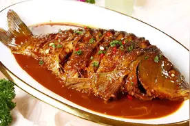 这些香料是鱼腥味的“克星”，炖鱼时加一点，鱼肉鲜嫩没腥味视频封面