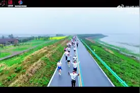 相约魅力高新 畅跑最美赛道！2025南昌鄱阳湖半程马拉松将开跑！视频封面