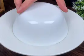 立秋后要多吃紫菜，教你一个新做法，开胃又下饭，全家都爱吃视频封面