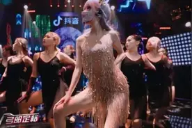 赵露思跳舞才叫高级！2023一舞封神美到窒息，这该死的气质太撩了视频封面