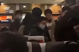 春运一高铁因超载无法运行，有旅客被请下车补票，12306提醒