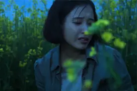 IU的新剧真的是又想姨妈笑又想哭 #苦尽柑来遇见你 #新剧来袭视频封面