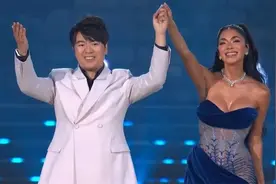郎朗与妮可·舒可辛格在英国同台演出《花木兰》视频封面