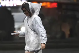 刚升级！福州台风预警！已有12级大风！