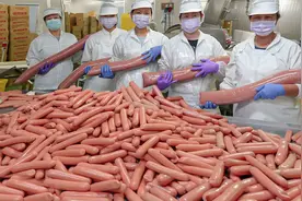 一天120000根的烤肠加工厂，原来是这样加工的，看完我直呼好家伙视频封面