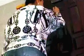 夫妻偏心养子气跑女儿，过度敏感导致养子决裂，亲情破碎对簿公堂视频封面